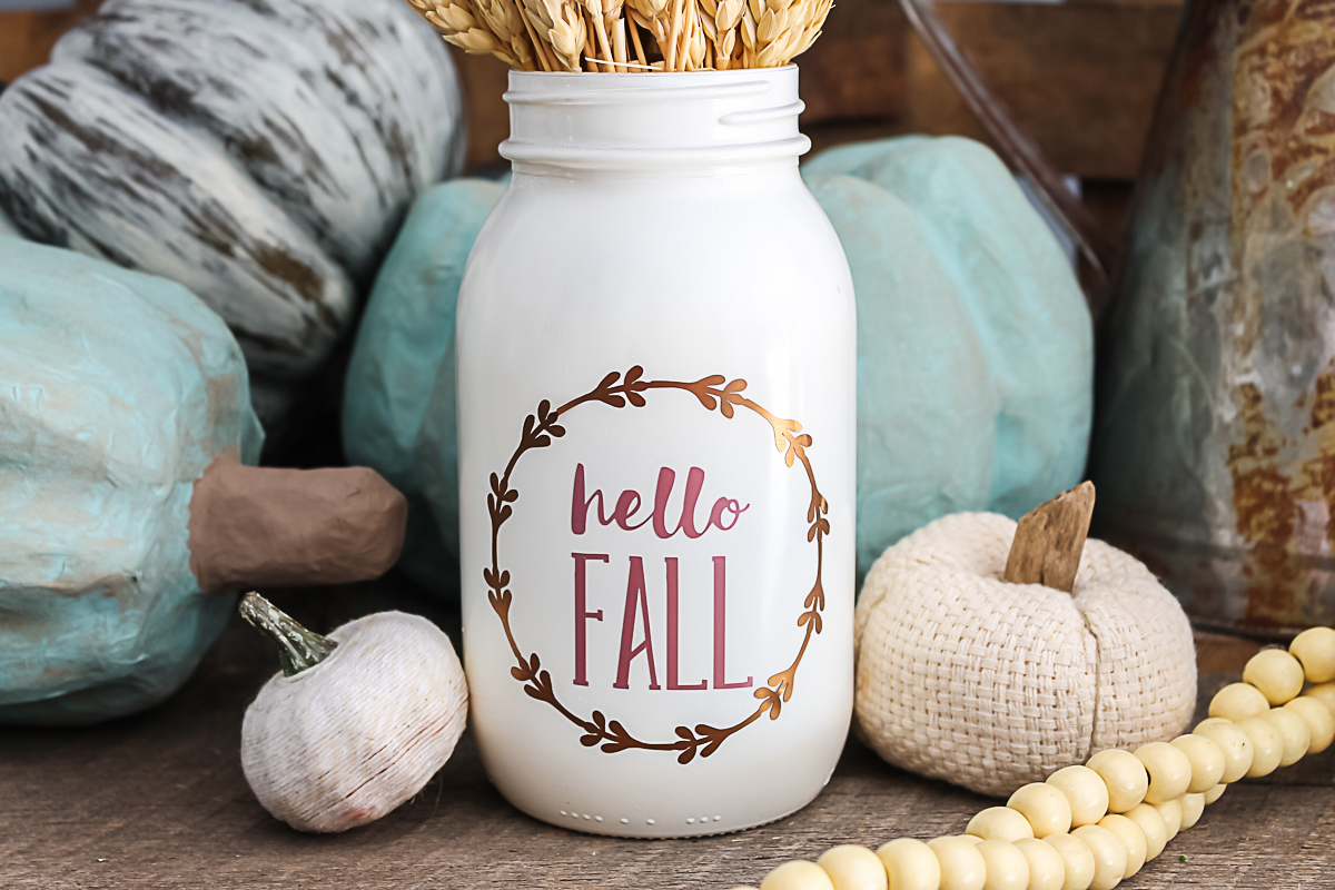 how to put cricut vinyl on mason jars