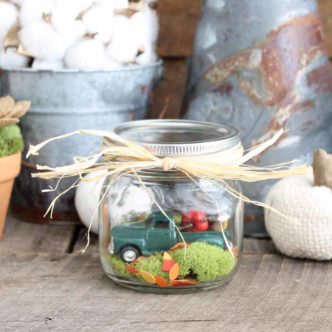 Make this fall snow globe! An adorable indoor fairy garden for autumn!
