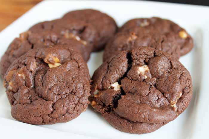 close up of fresh baked snickers cookies