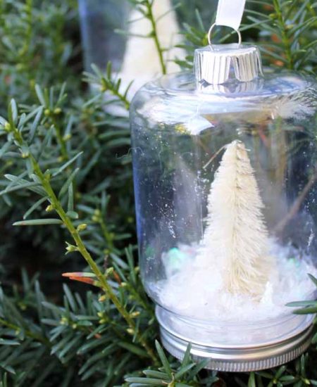 plastic snow globes shaped like a mason jar