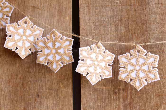 farmhouse style winter garland