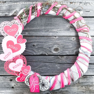 DIY Valentine’s Wreath by 100 Directions