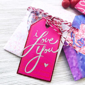 Easy I Love You Gift Tag with Cricut by 100 Directions