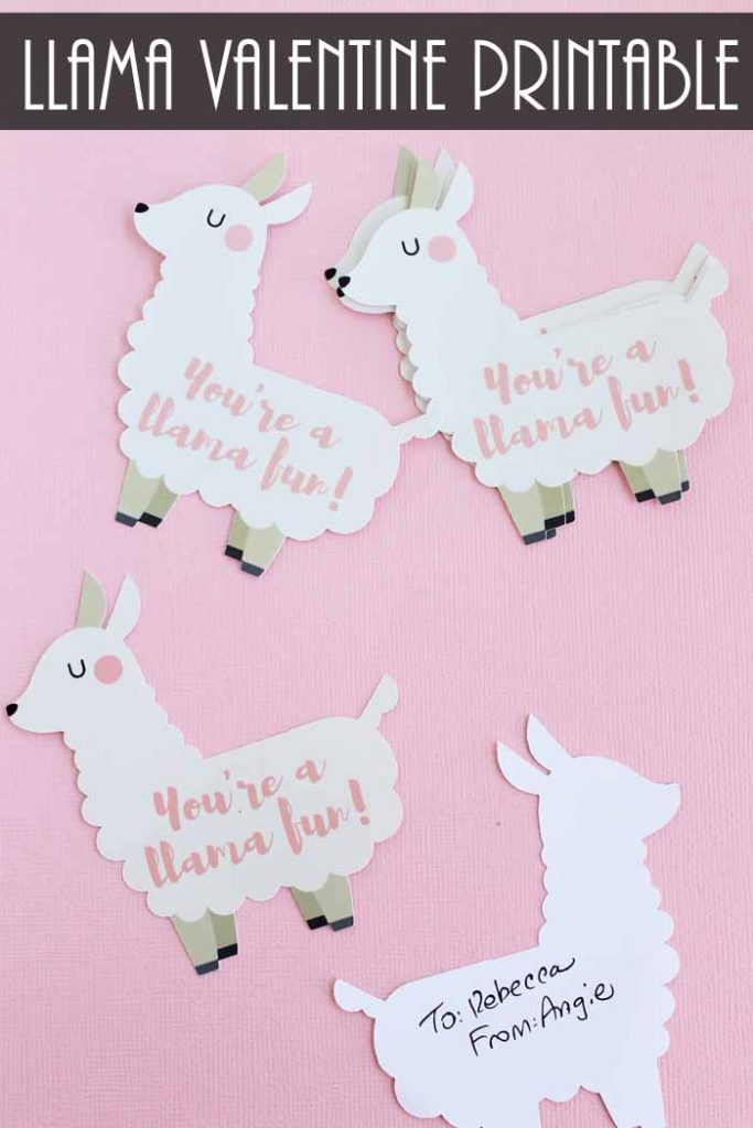 Make this funny Valentine with a llama quickly! Includes a free printable as well as instructions for cutting on your Cricut if you would like!