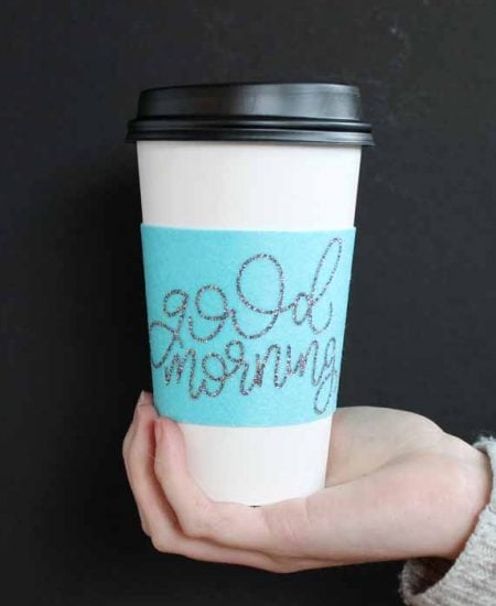 sleeve on a coffee cup