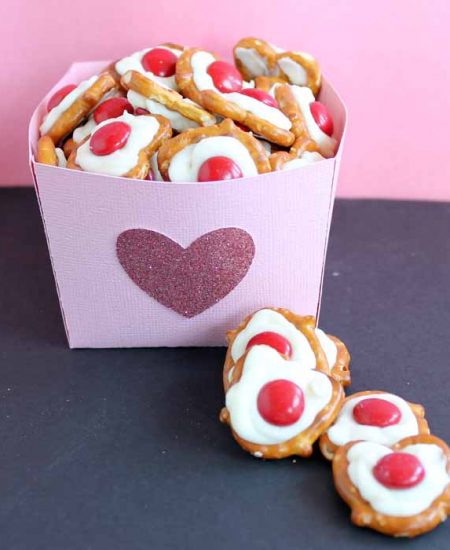 cute idea for valentine's day treats