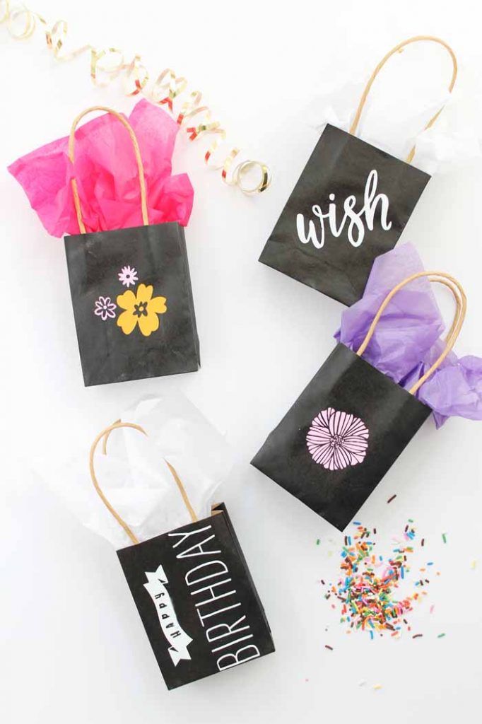 Custom Gift Bags with Chalk Couture Angie Holden The Country Chic Cottage
