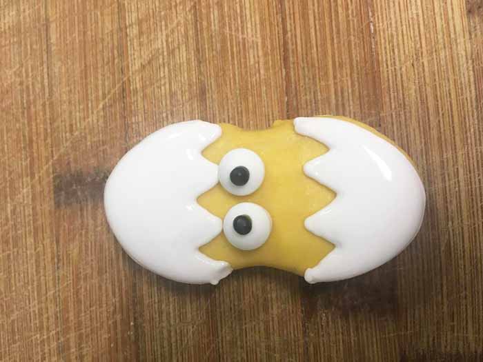 easter chick cookie from nutter butters