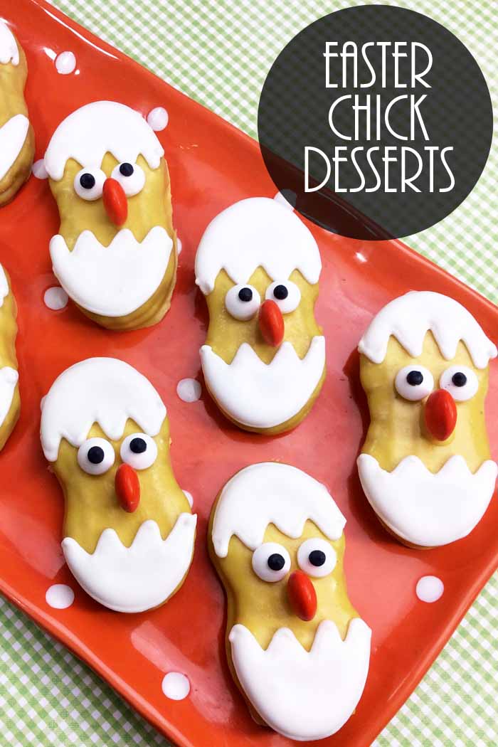 Make an Easter chick for your dessert this year! A quick and easy Easter dessert idea that the kids will love!