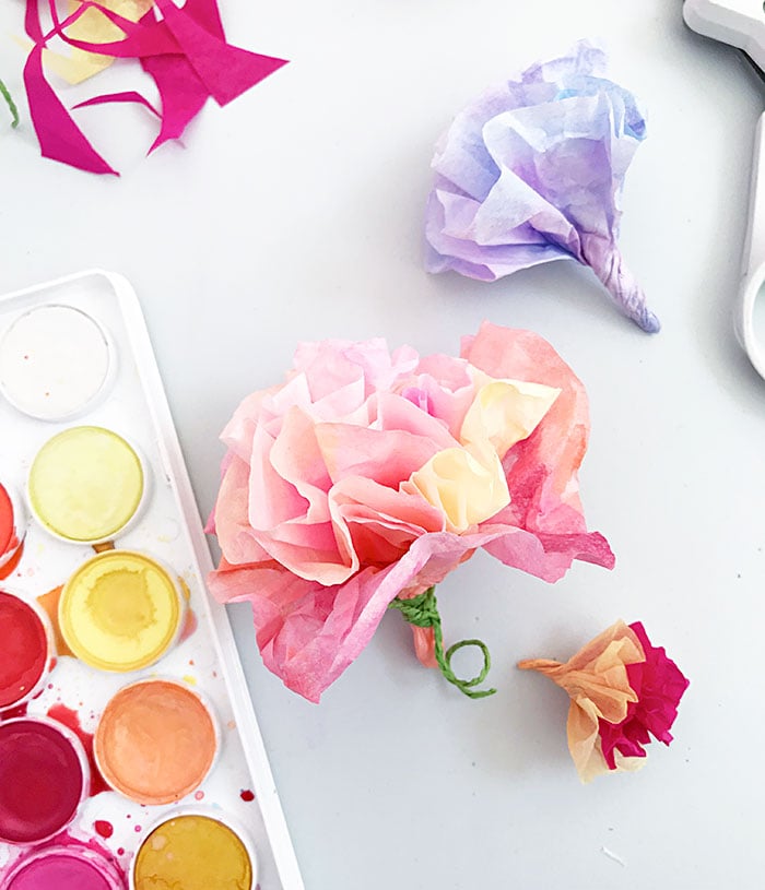 How to Make Easy Tissue Paper Flowers