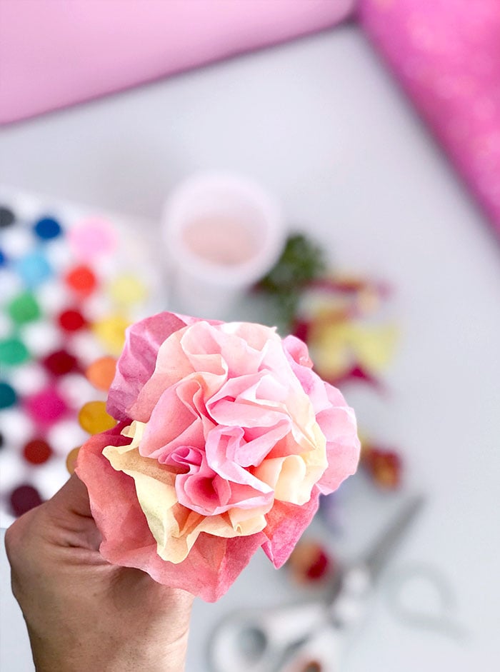 How to Make Easy Tissue Paper Flowers