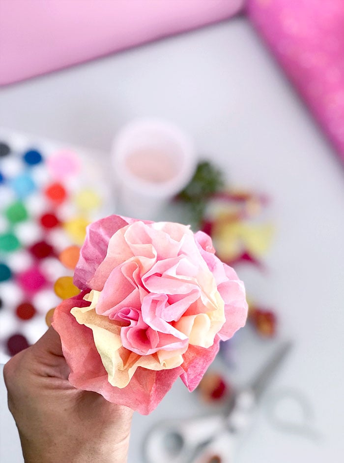 How to Make Easy Tissue Paper Flowers - Angie Holden The Country