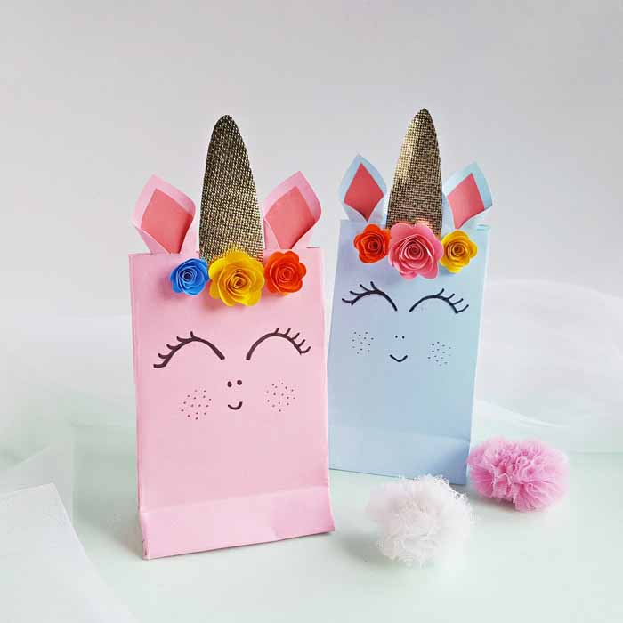 These unicorn party bags are a simple craft that's perfect for parties and so much more!