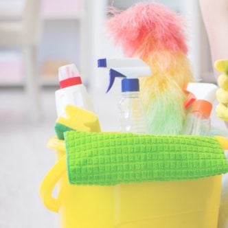 7 cleaning supplies to throw out now - begin your declutter in with your cleaners! #clean #cleaners #declutter #organize