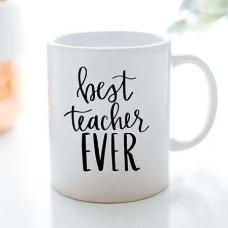 Quick and Easy Best Teacher Ever Mug Gift by Pineapple Paper Co