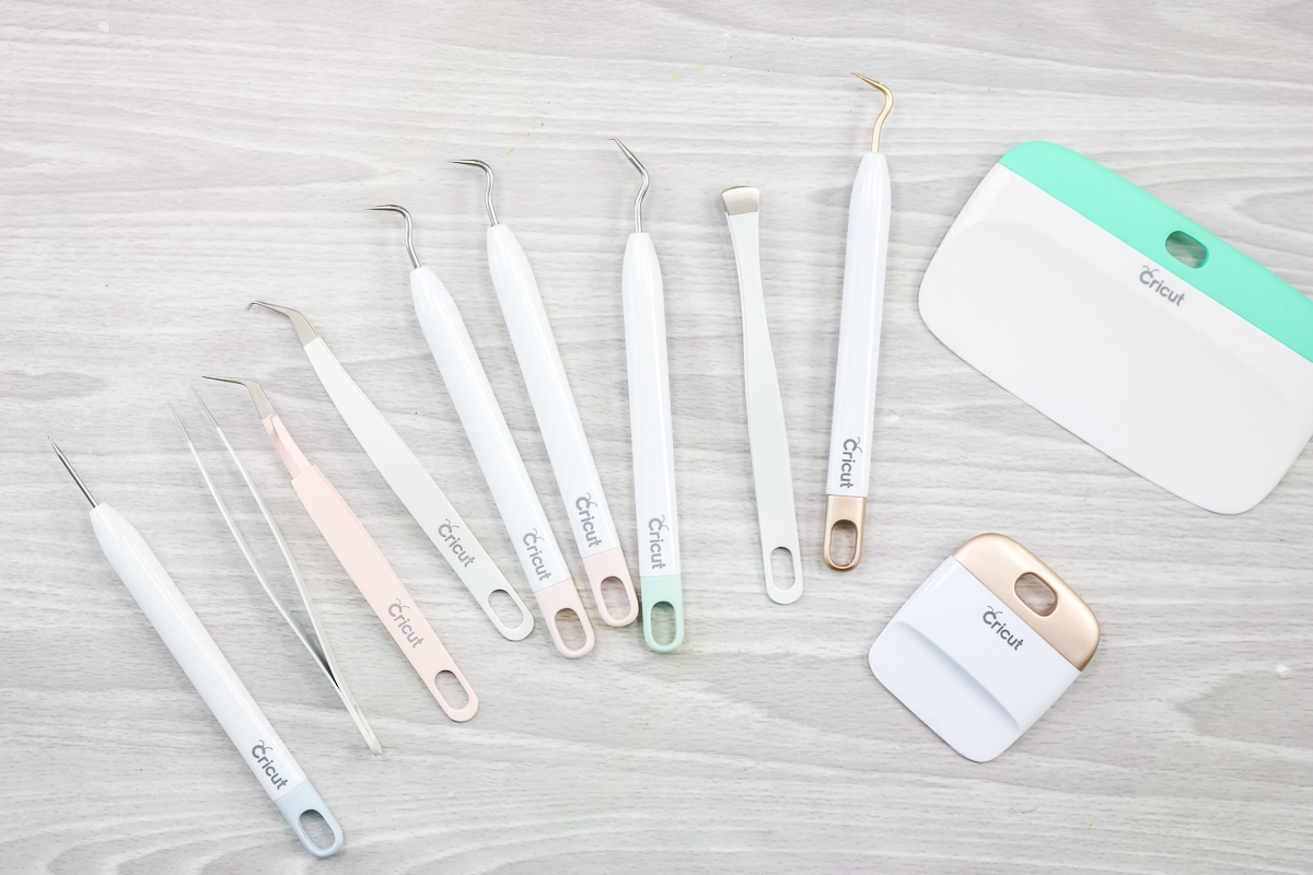 Must have tools for Cricut crafters!