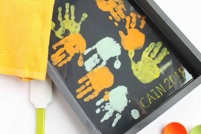 handprint gift idea with kids