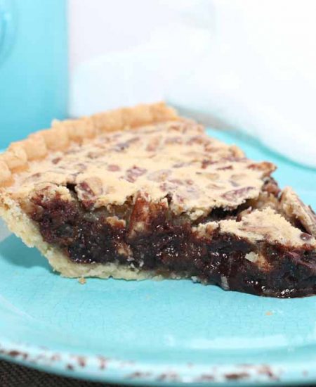 Dive into this chocolate chip pecan pie! A delectable dessert recipe!