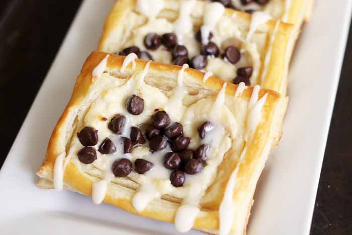 cream cheese danish with chocolate chips