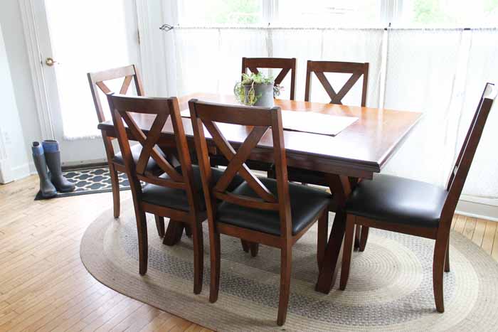 A farm kitchen table that is stylish and affordable!