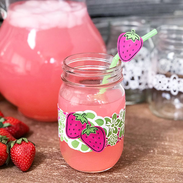 Cut drink wraps and decorative straws!