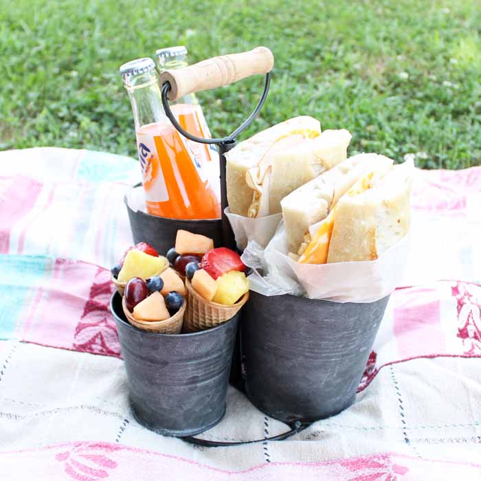 perfect picnic ideas for two