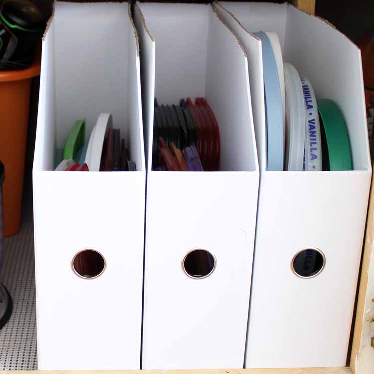 storing plastic lids in kitchen cabinets
