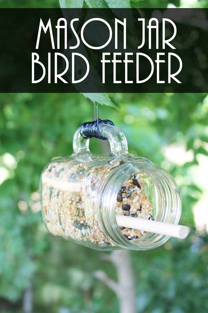 Make a DIY mason jar bird feeder in minutes! The perfect addition to your summer outdoor decor!