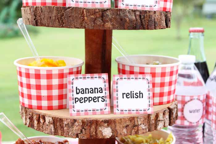 These hot dog bar printables include signs for condiments like pickles, relish, and peppers