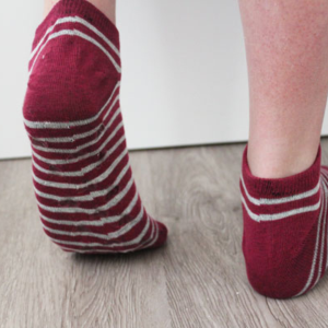 DIY No-Slip Socks by 30 Minute Crafts
