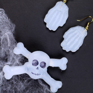 Halloween Skeleton Jewelry Made From Hot Glue by Mad in Crafts