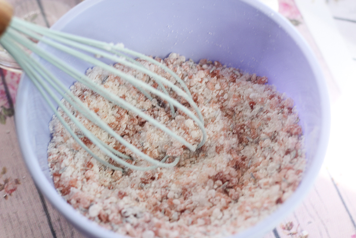 mixing Himalayan salt scrub recipe