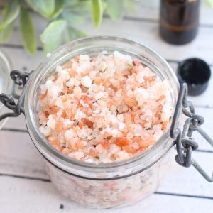 himalayan salt scrub recipe gift idea