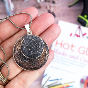 Make Quick and Easy Jewelry with Hot Glue by 100 Directions