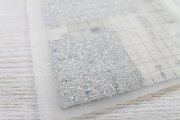 making bottom of pencil holder from hot glue