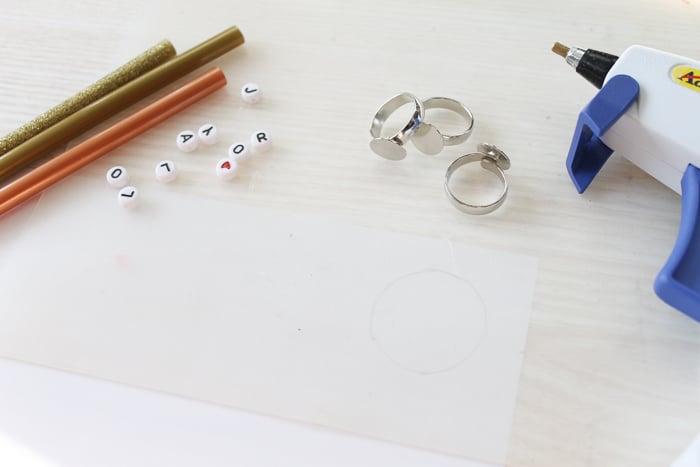 supplies to make rings with hot glue