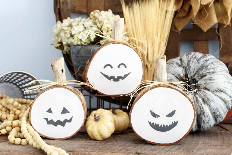 farmhouse style wooden pumpkins