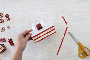 decorating the roof of a house gift box