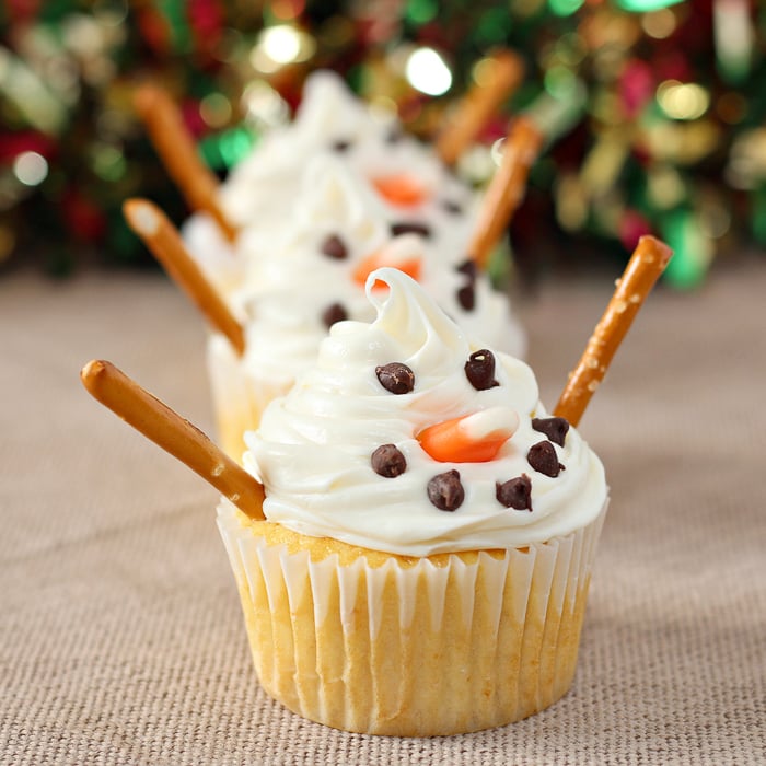 how to make snowman cupcakes