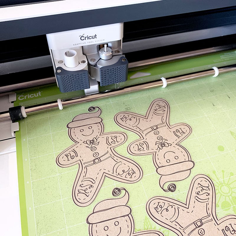 cricut cutting gingerbread men