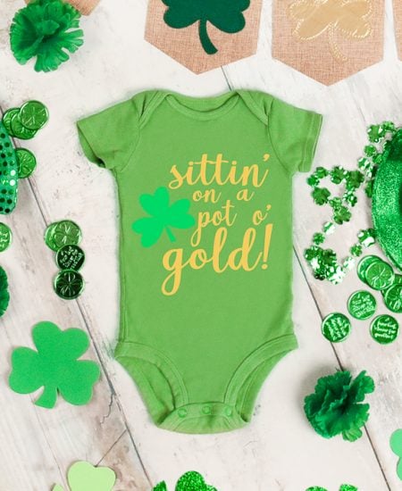 sittin on a pot o gold svg for babies