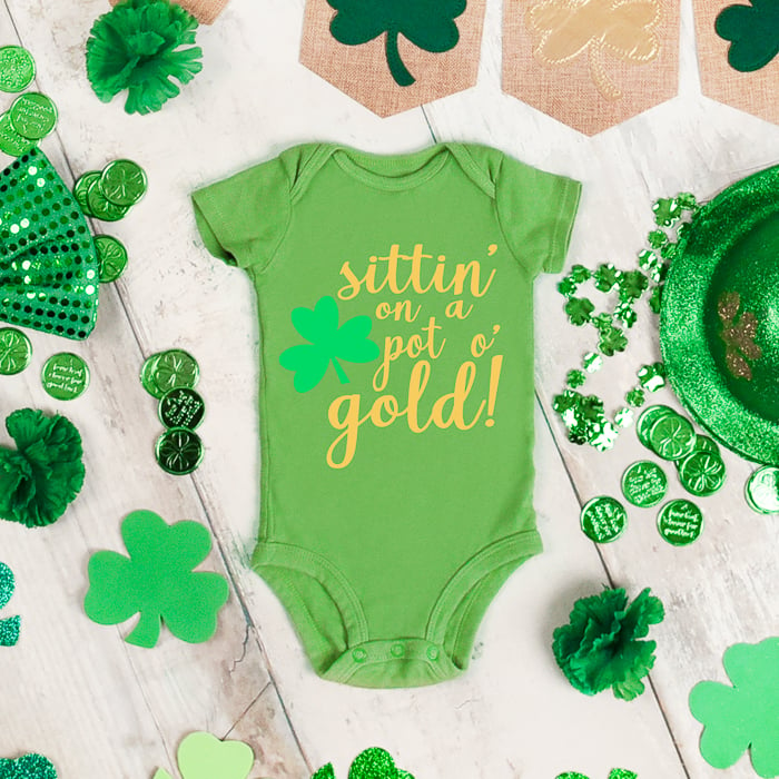 sittin on a pot o gold svg for babies