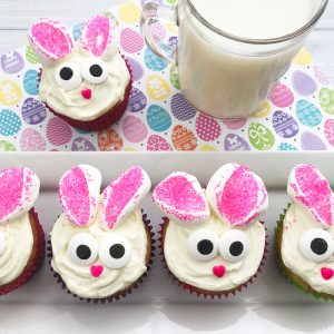 Make these bunny cupcakes for Easter!