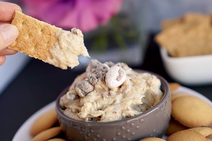 Dip your graham crackers into this chocolate dip perfect for Easter dessert!