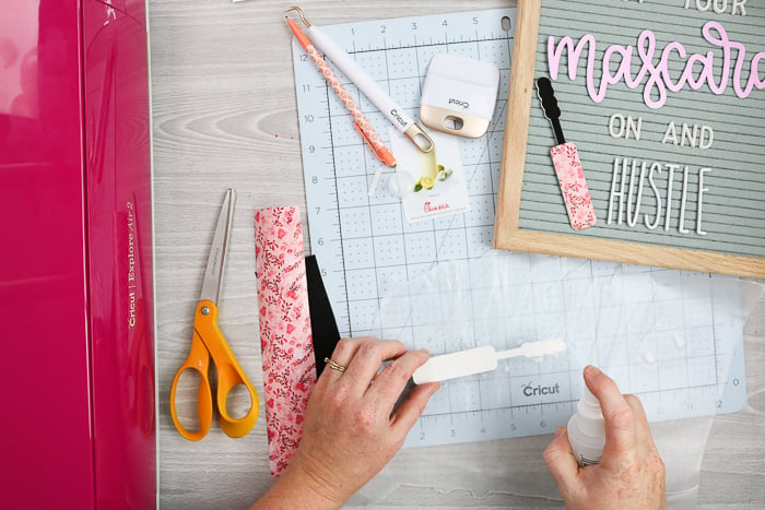 How to Make Adorable Letter Board Accessories With Your Cricut - Angie  Holden The Country Chic Cottage