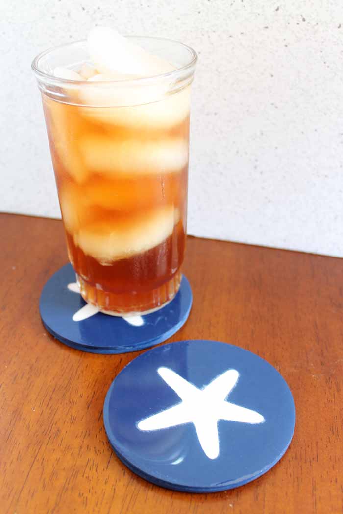 These DIY wood coasters are ready for your cold summer drinks!