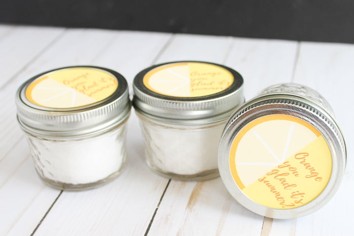 bath salts in a mason jar gift idea