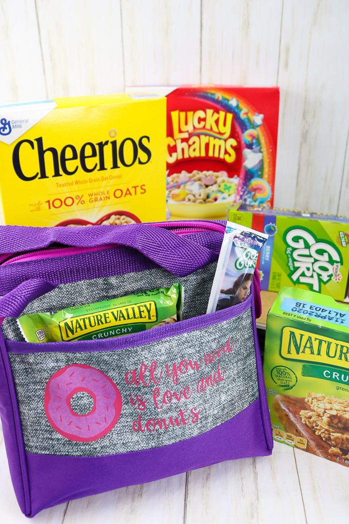 how to make a personalized DIY lunch box with a Cricut machine