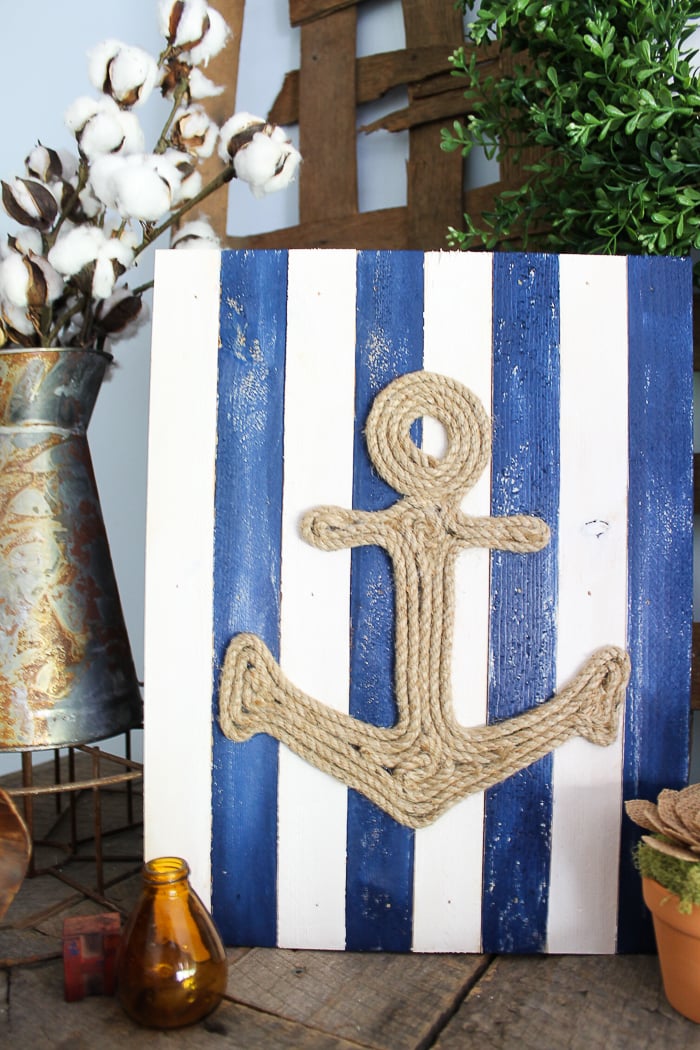 Cute Nautical Rope Decor For Your Home - Angie Holden The Country