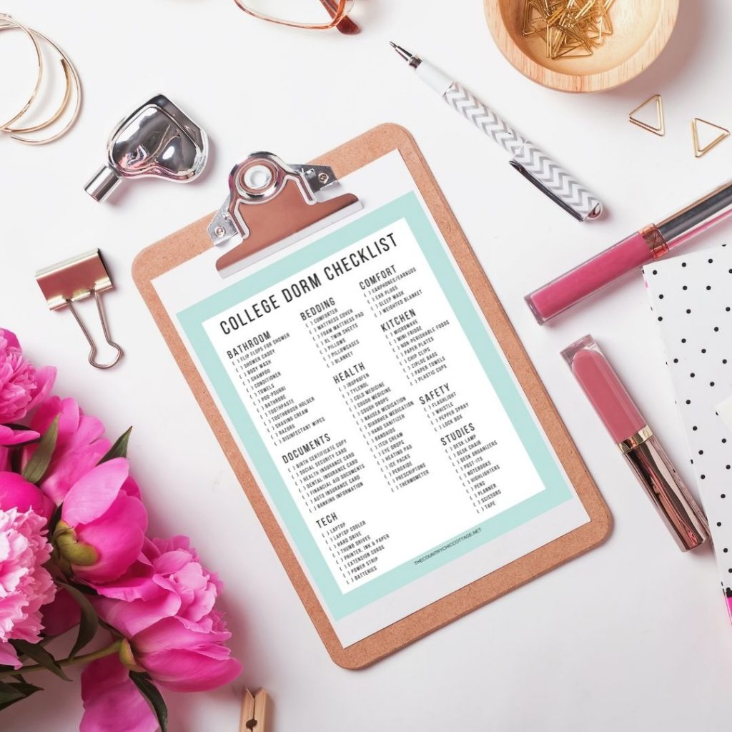 Free Printable College Dorm Checklist - Angie Holden The Country Chic ...
